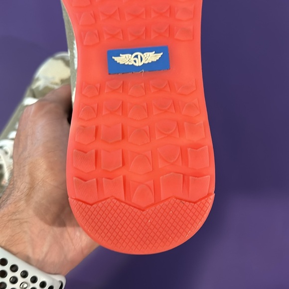 Field V2 shoe - Picture 8 of 13